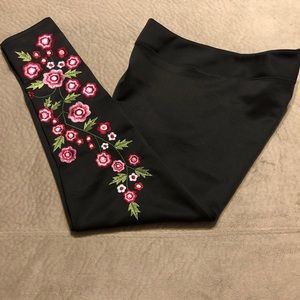 A La Tzarina Embroidered fashion leggings